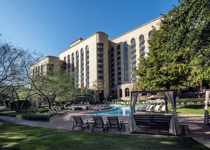The Ritz-Carlton Dallas, Las Colinas